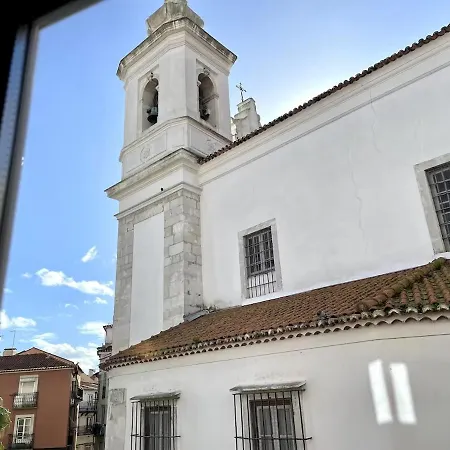 Alfama Typical By Hosty *